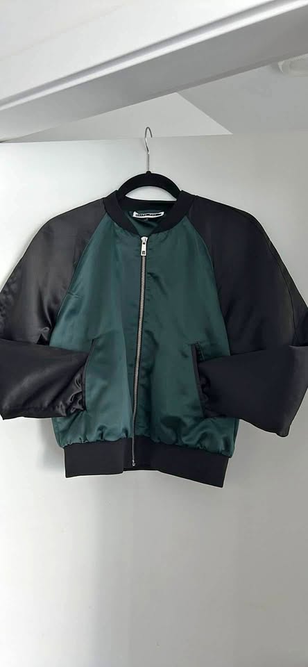 Noisy May Women’s Medium Bomber Jacket