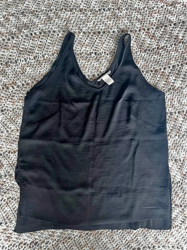 Black H&M blouse