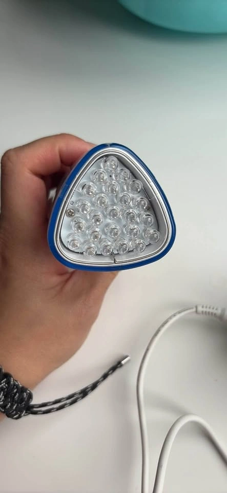 Tanda Light Therapy Device - photo 4
