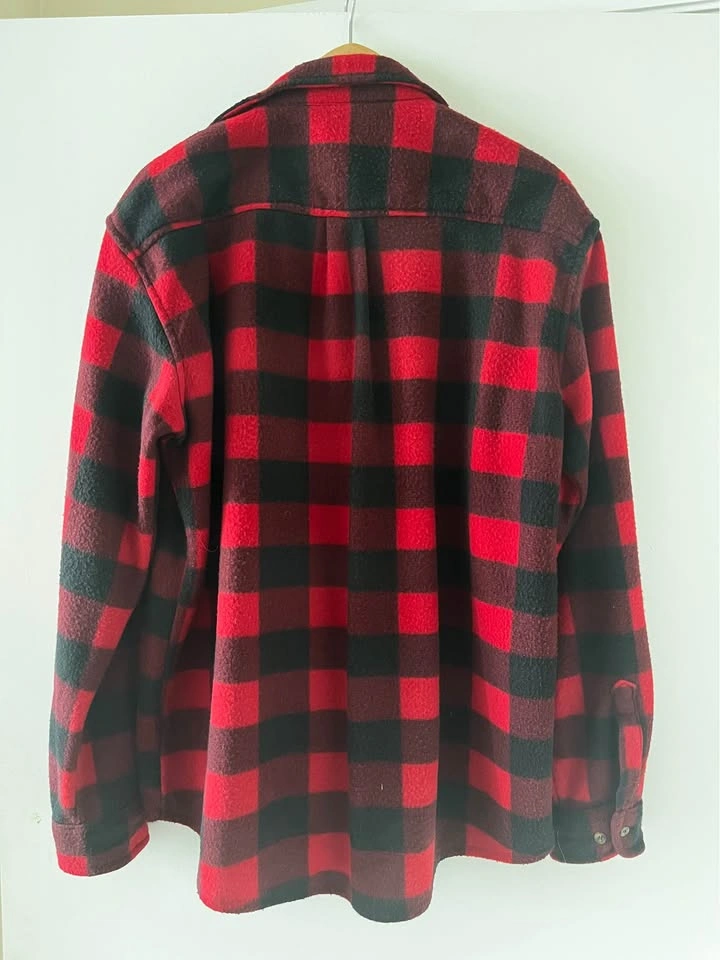 Red Shirt - photo 2