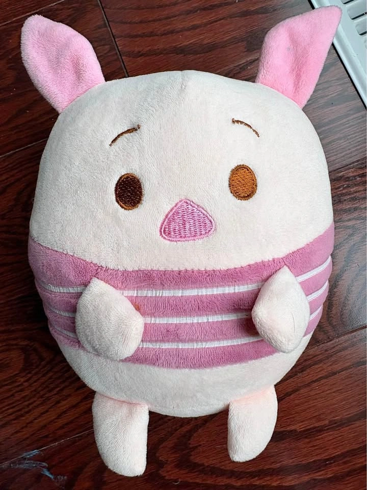 Disney Winnie the Pooh Piglet Plush Toy