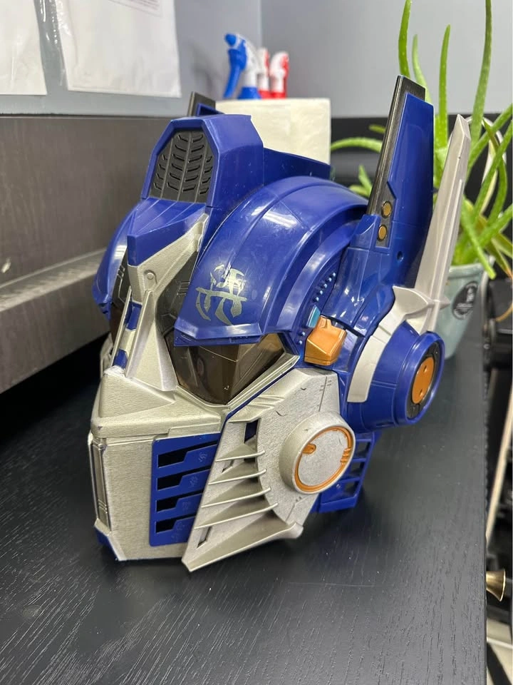 Hasbro Transformers Optimus Prime Voice Changer Helmet - photo 5