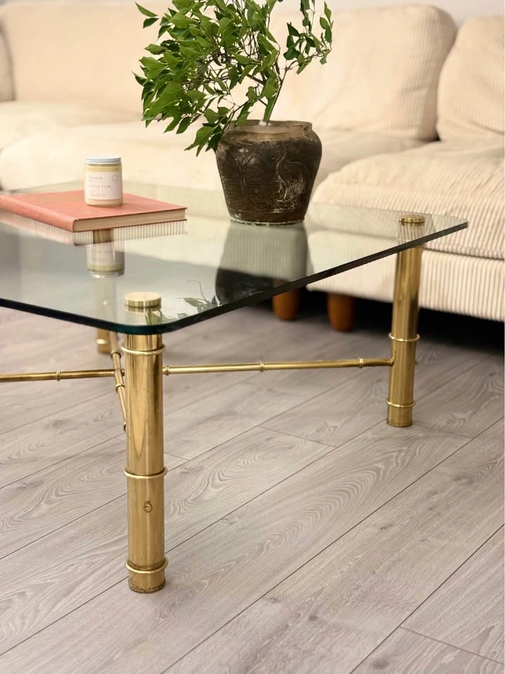 VINTAGE FAUX BAMBOO BRASS AND GLASS MCM COFFEE TABLE! - photo 2