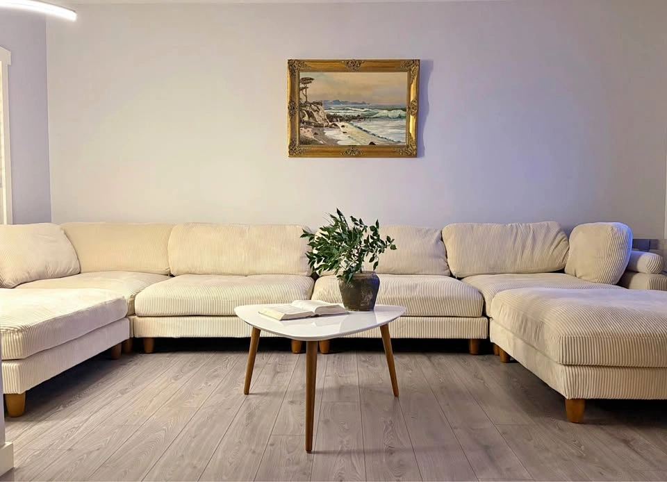 GORGEOUS LARGE WHITE CORDUROY MODULAR SECTIONAL SOFA!