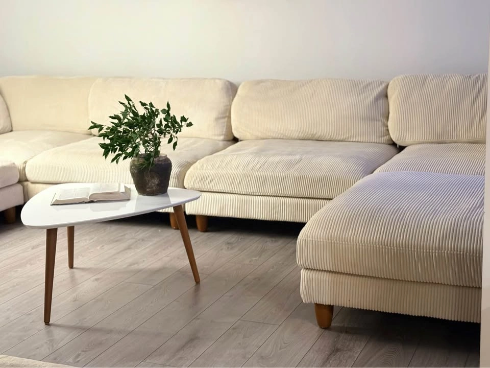 GORGEOUS LARGE WHITE CORDUROY MODULAR SECTIONAL SOFA! - photo 4
