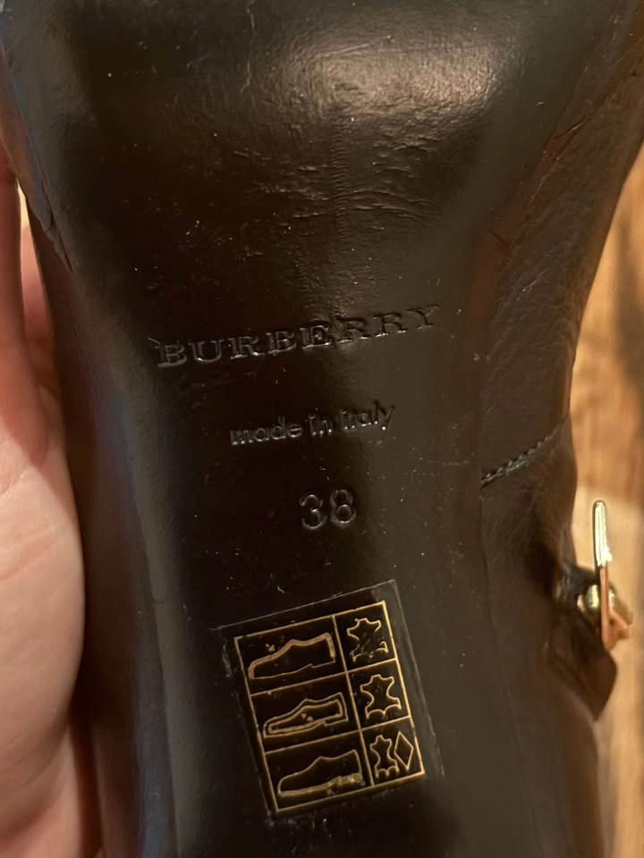 Burberry boots - photo 5