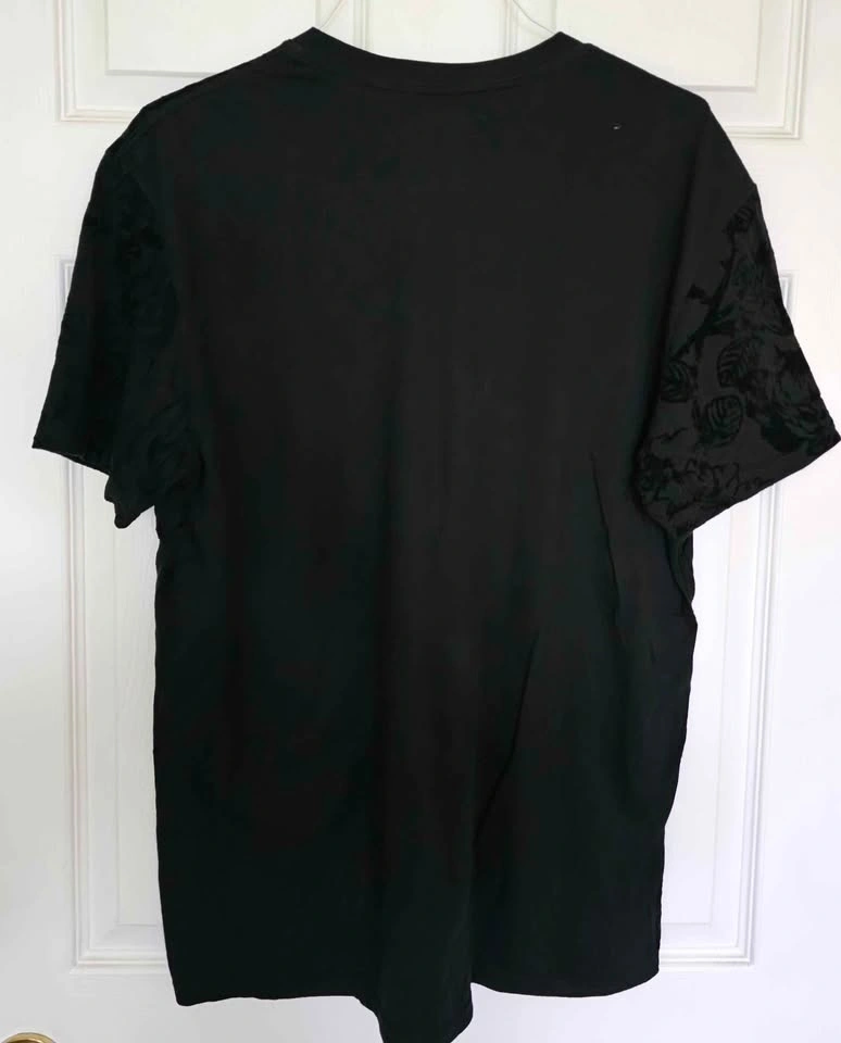 Guess Floral Rose V-Neck Shirt - Size XL - photo 2