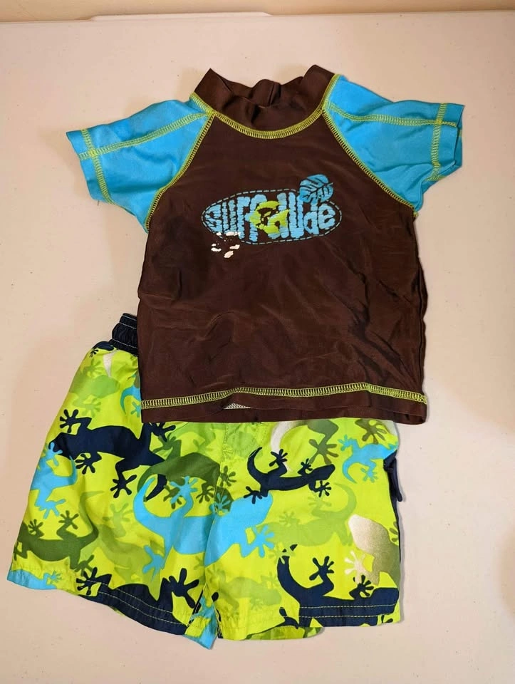 Sz 12 mths swim shorts and shirt