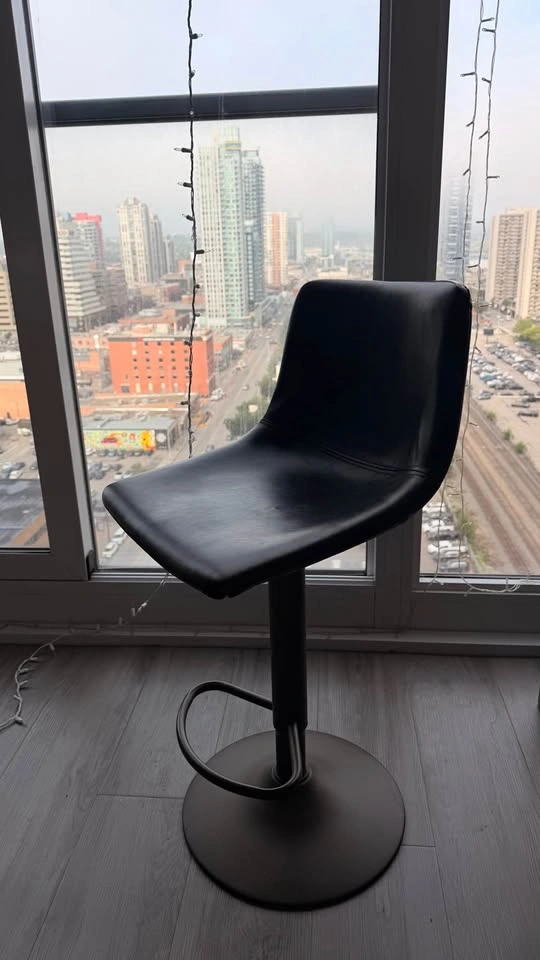 Pair of Black Swivel Bar Stools - photo 3