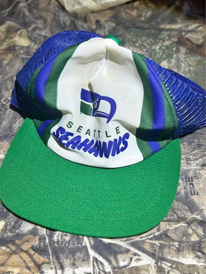 Vintage Retro 1980s Seattle Seahawks Snapback Cap