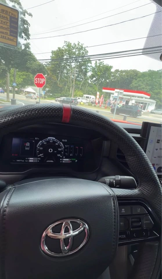 2022 Toyota Tundra Hybrid CrewMax · TRD PRO - photo 5