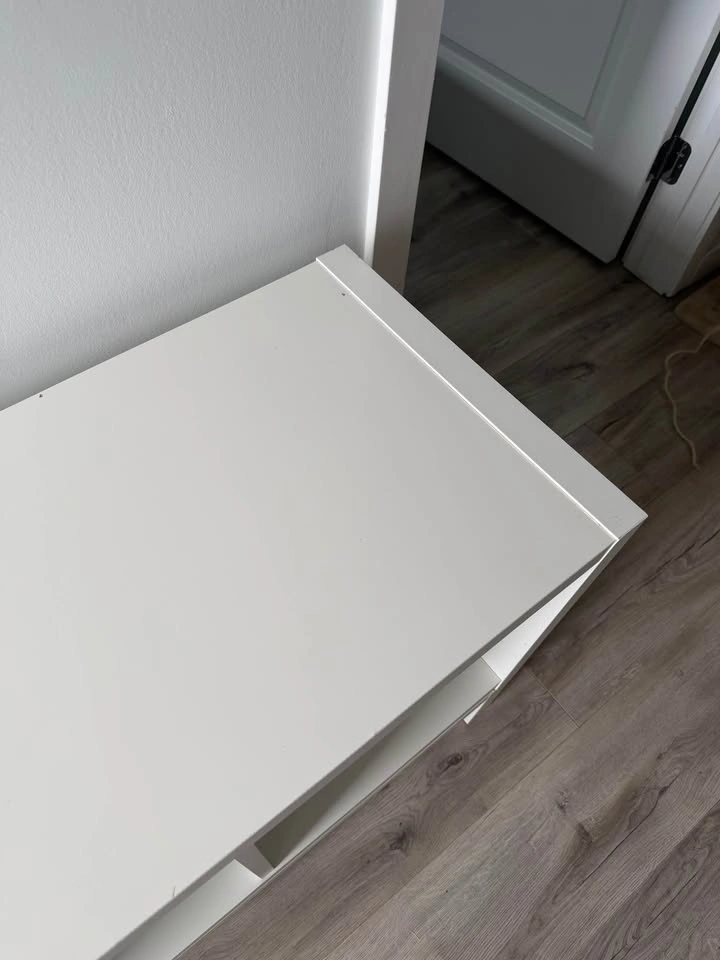 IKEA KALLAX Shelving Unit with Underframe MOVING SALE - photo 3