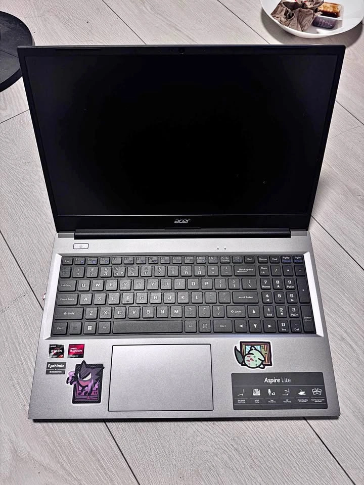 Acer aspire lite