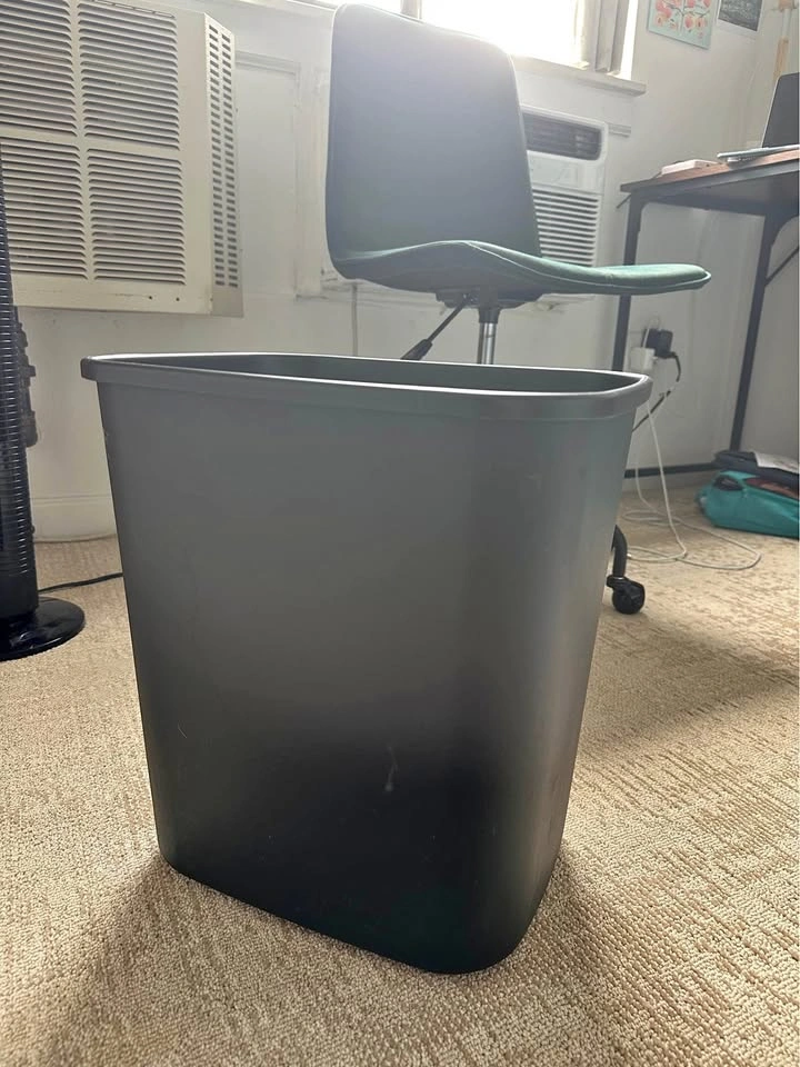 7-gallon Wastebasket