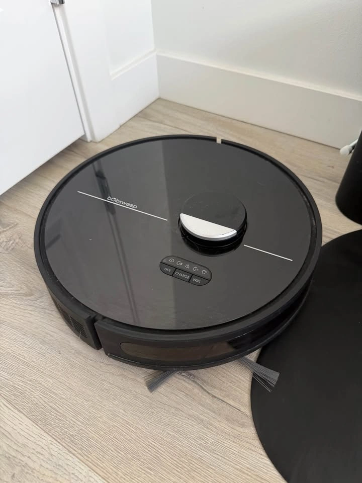 bObsweep Dustin Self-Emptying Robot Vacuum and Mop - photo 2