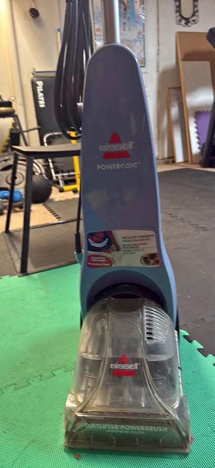 Bissell PowerEase Carpet Cleaner