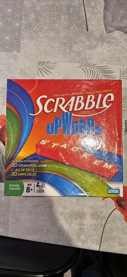 Parker Brothers Scrabble Upwords 3D Crossword Game