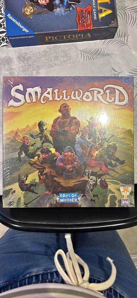 SmallWorld Board Game BRAND NEW