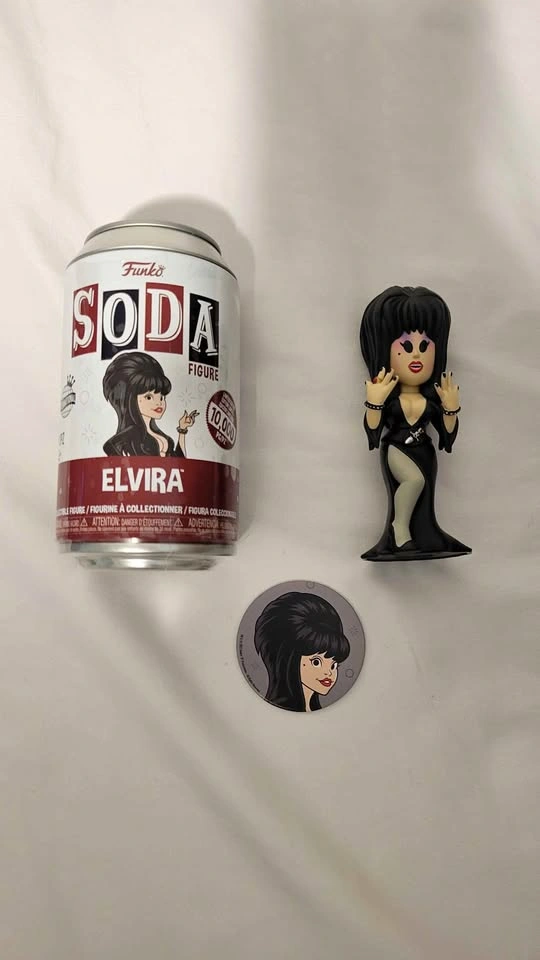 Funko Soda Elvira Mistress of Darkness : Elvira