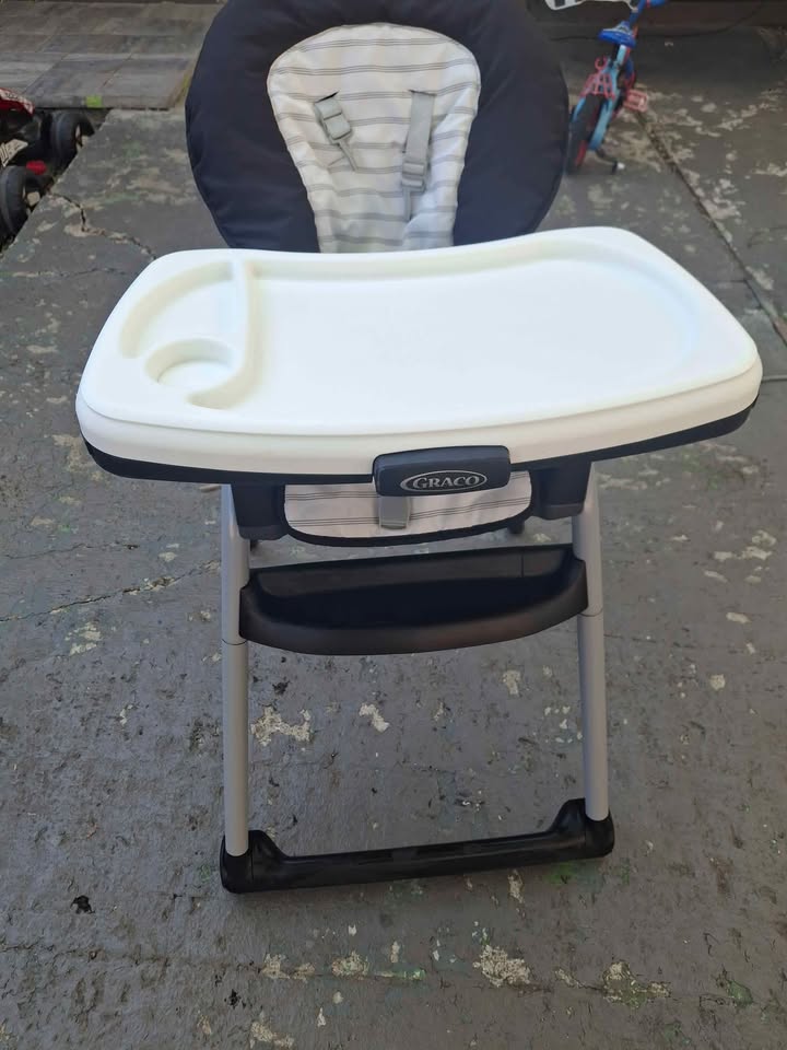 Baby High Chair - photo 2