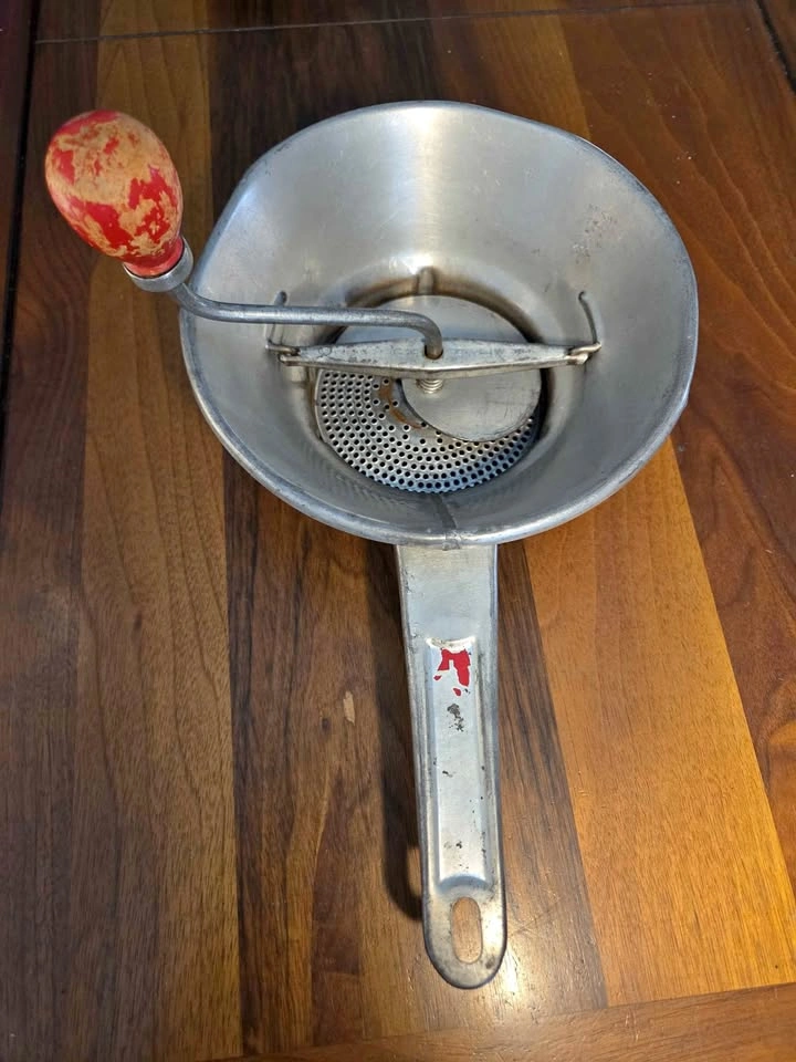 Vintage Food Mill - Made in France