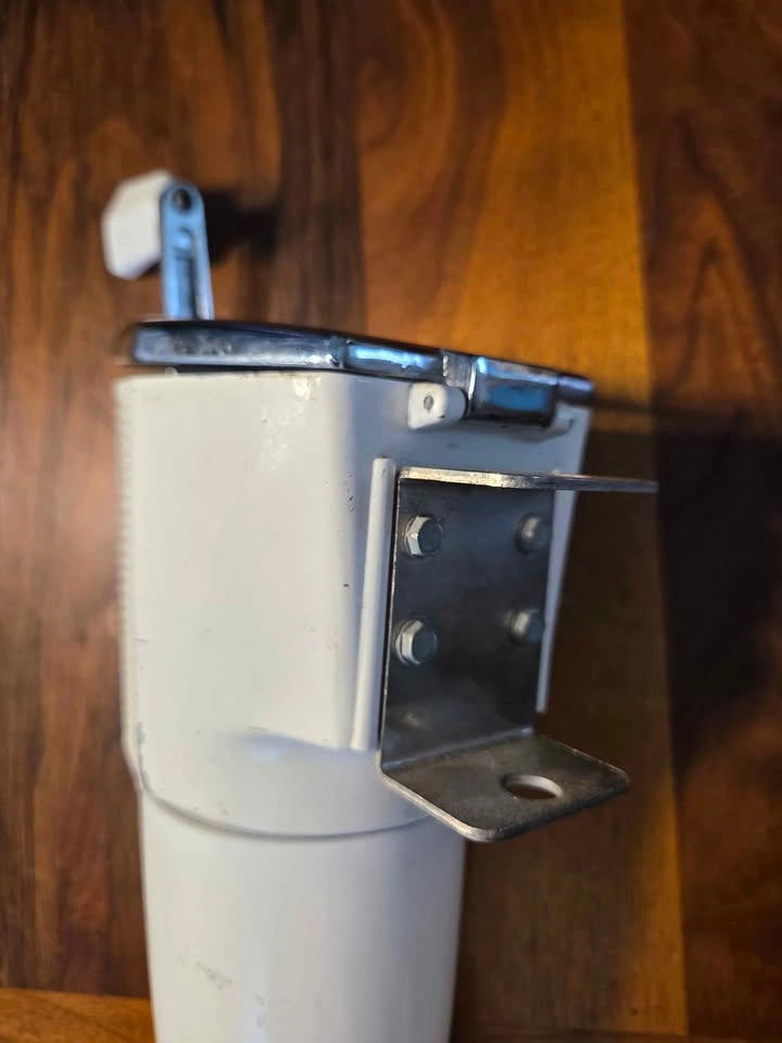 Antique/Vintage 'Swing-a-way' Ice Crusher Wall Mount - photo 5