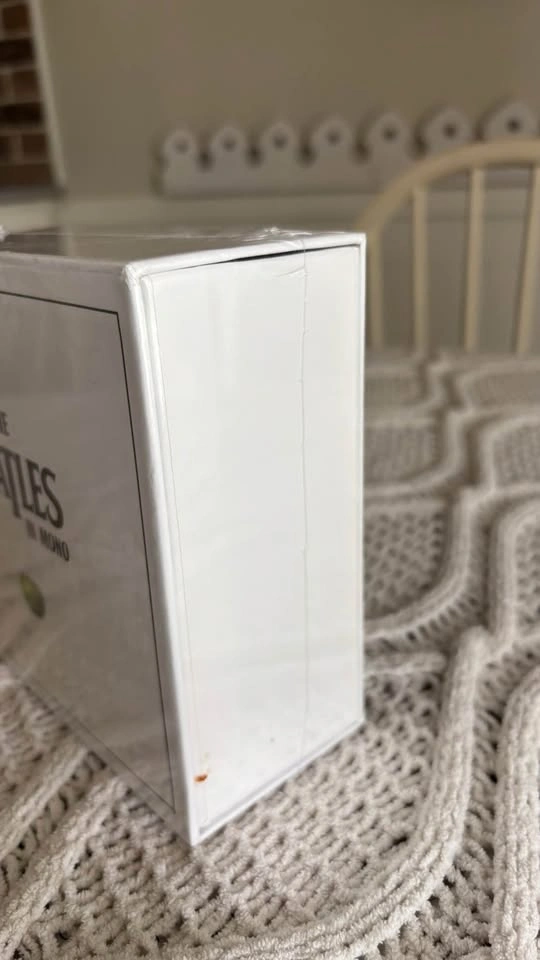 The Beatles in Mono 13 CD Box Set - photo 3