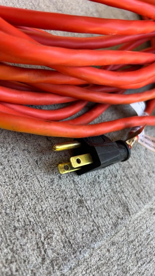 15 meter (50 ft) 16 gauge outdoor extension cord - photo 2