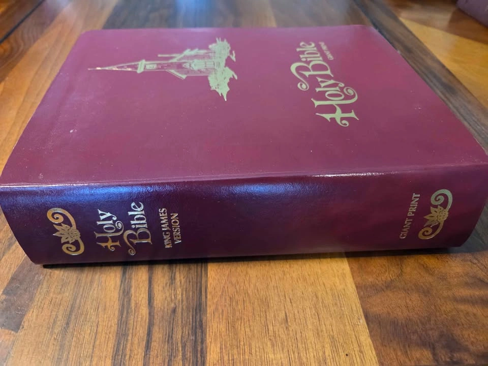 Christian Books & Unmarked Family Bible Printed 1975 - photo 4