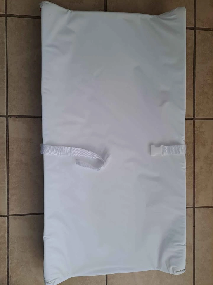 Munchkin Secure Grip Waterproof Diaper Changing Pad with Cover - photo 2