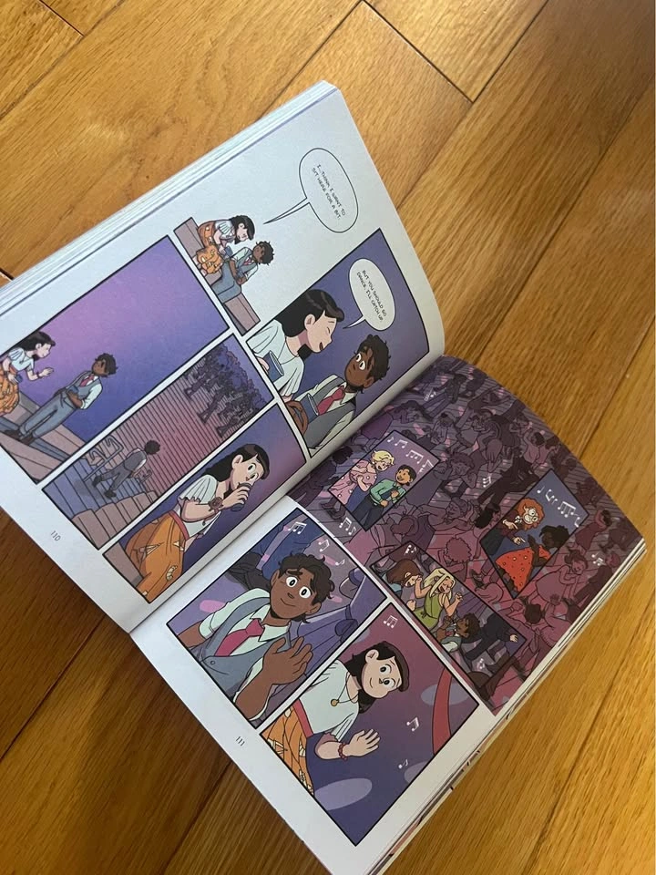 The Baby-Sitters Club: Logan Likes Mary Anne! Graphic Novel - photo 3