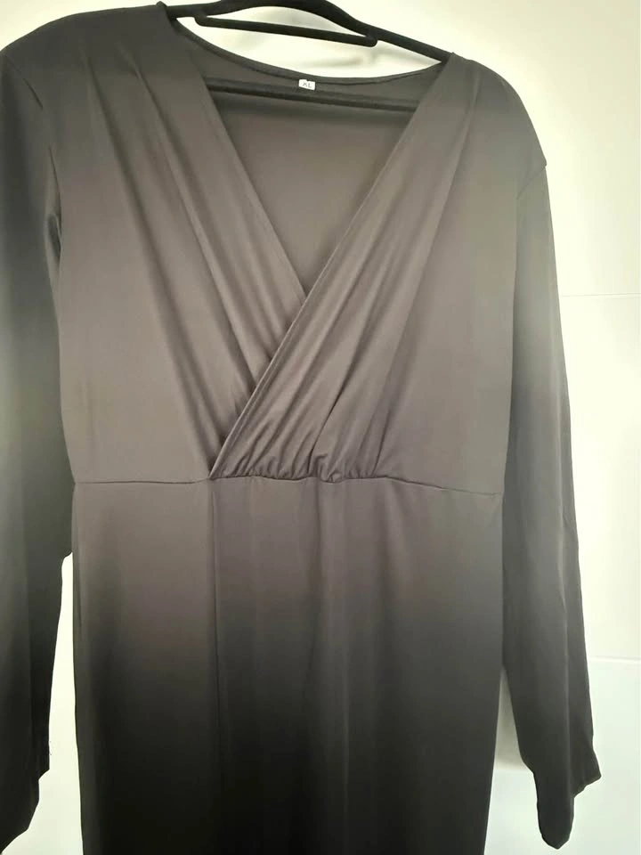 Black dress - photo 2