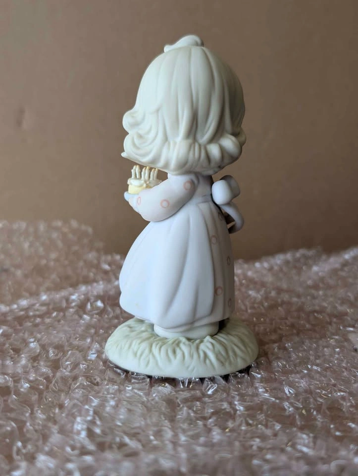 Precious Moments 'May Your Birthday Be A Blessing' Figurine - photo 2
