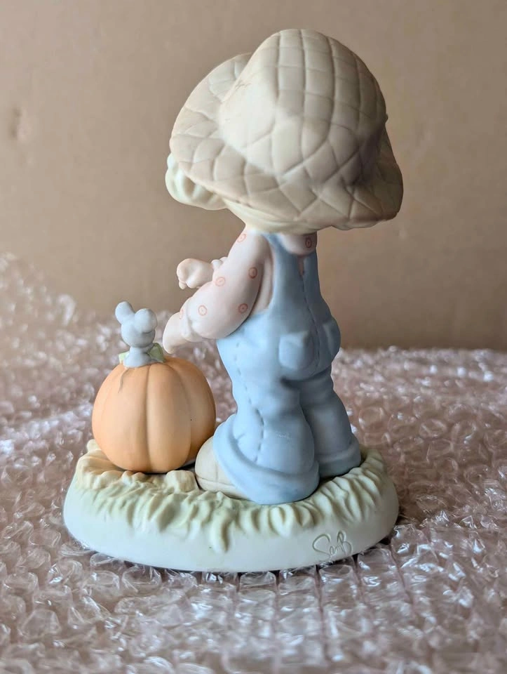 Precious Moments October Cosmos: Ambitious Figurine 101526 - photo 2