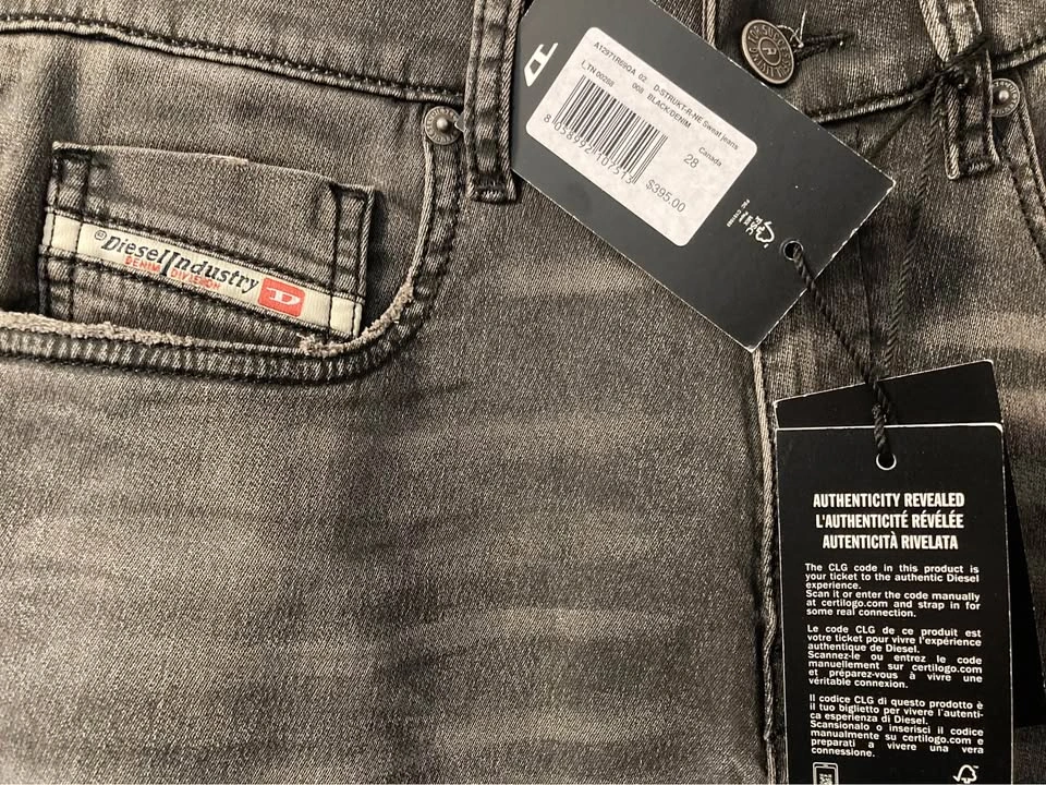 Diesel jeans - D-Strukt slim fit - Size W28 - brand new with tag - photo 2