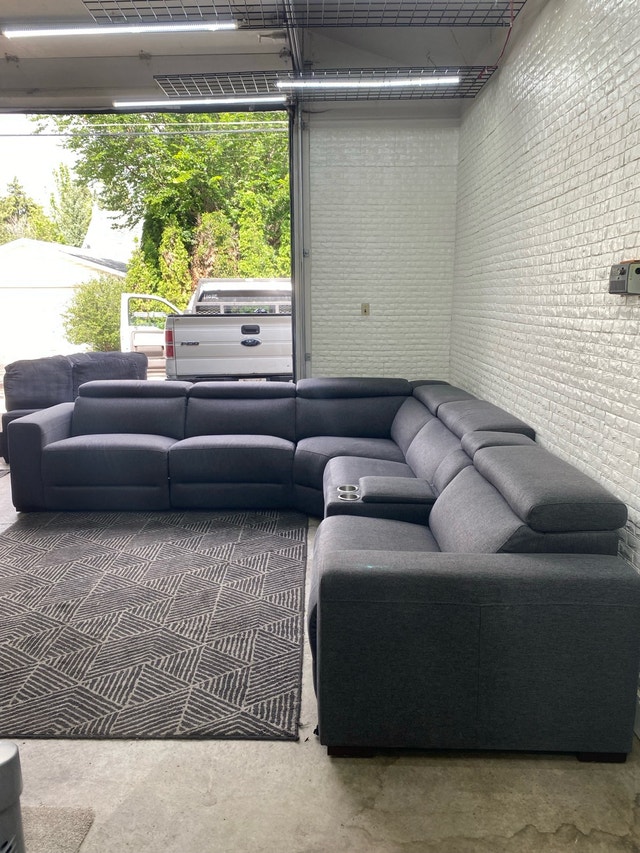 (Delivery) Large Sectional