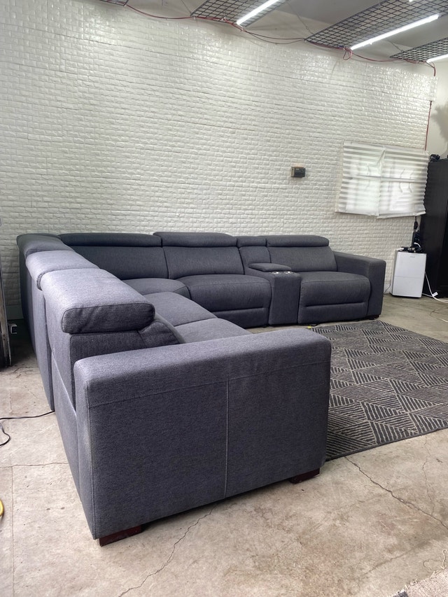 (Delivery) Large Sectional - photo 4