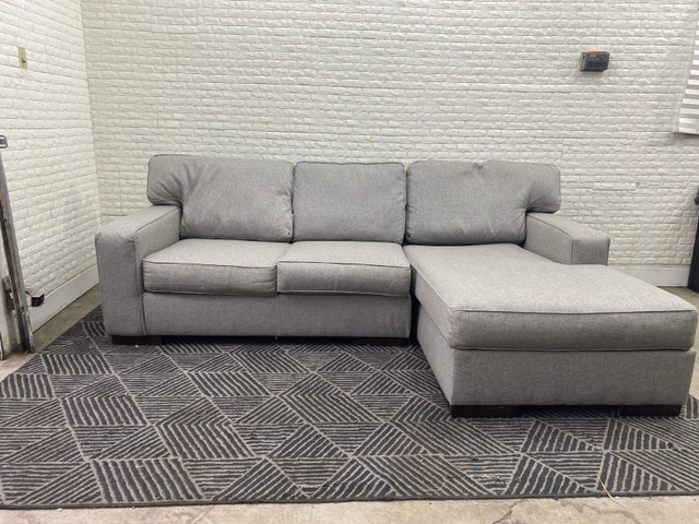 FREE DELIVERY Sectional - photo 2
