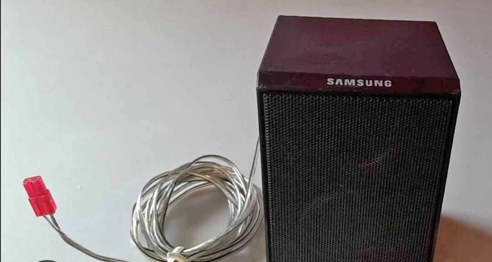 Single Samsung Home Theater Satellite Speaker (Red Connector Plu