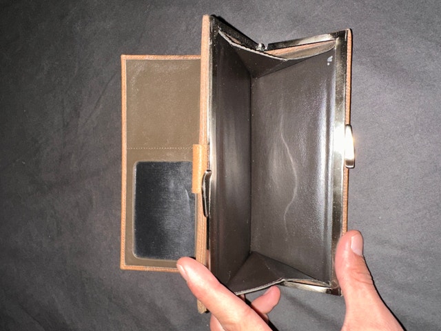 Carl joveno woman’s wallet - photo 4