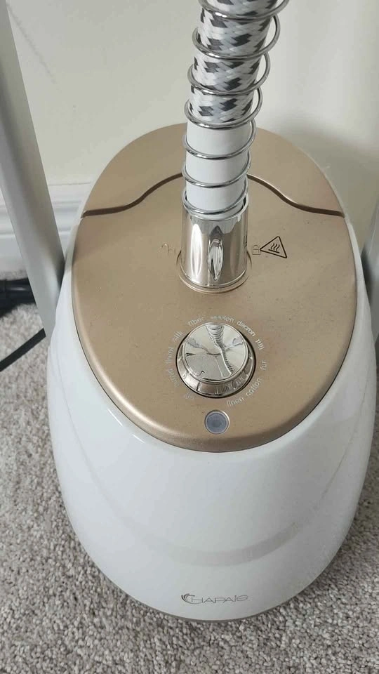 Garment steamer for clothes - photo 2