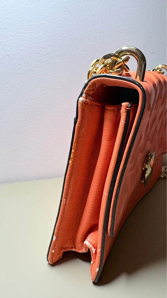 ALDO purse, gold chain, not mint condition - photo 3