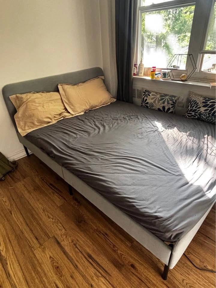 Twin Bed and Mattress - photo 3