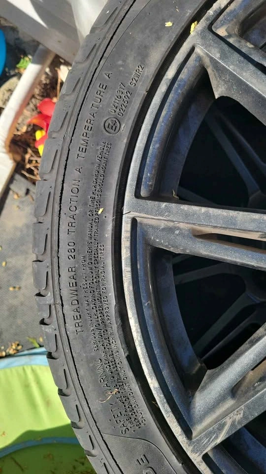 Tires & Rims (KF550 245/40ZR19 Tires + Fast Rims) - photo 5