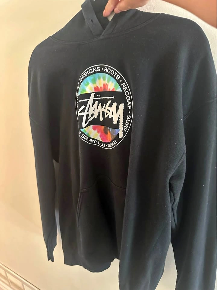 Stüssy Roots Reggae Graphic Hoodie – Black – Size L