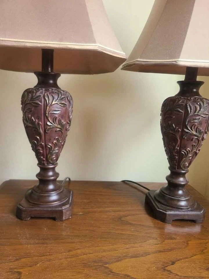 Ornate Traditional Dark Brown Table Lamps - photo 3