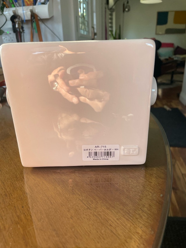 Novelty Robot Tissue Dispenser - photo 3
