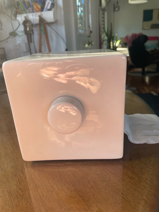 Novelty Robot Tissue Dispenser - photo 4