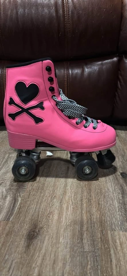 RARE Dolls Kill x tokidoki Helter Skelter Roller Skates + Pads - photo 2