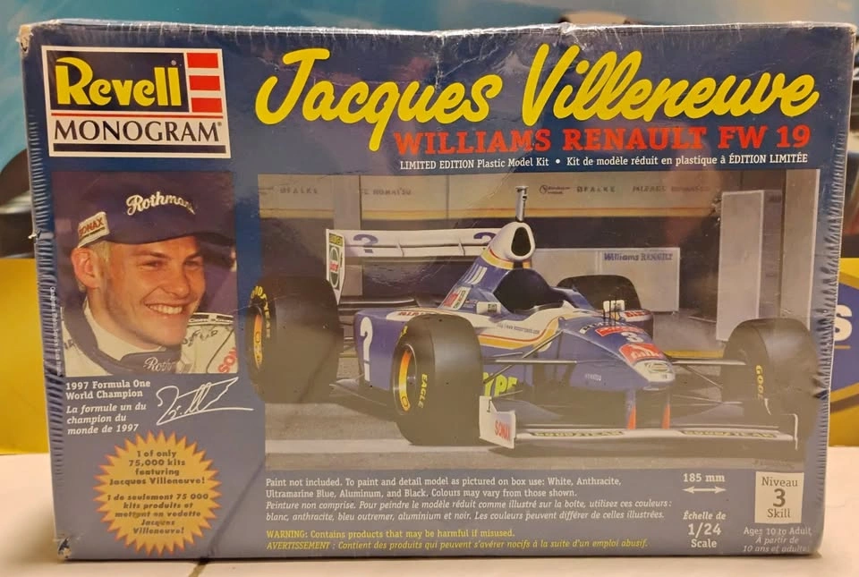 Revell Monogram 1:24 1997 Williams Renault FW 19 Model Kit
